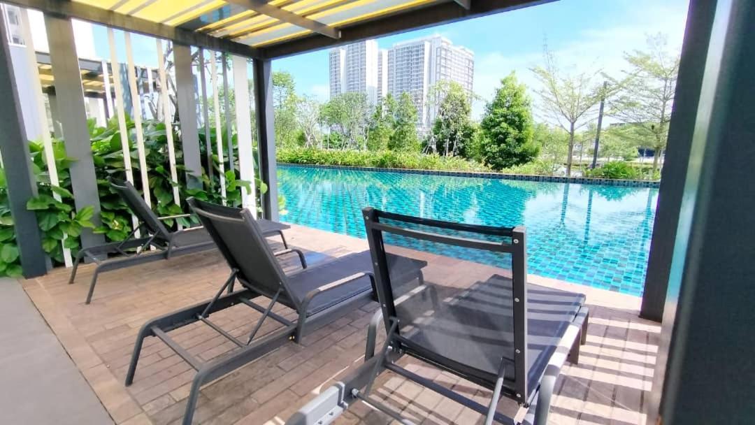 Theolive Family Suite @Klia By Honey Homestay Sepang Exterior foto